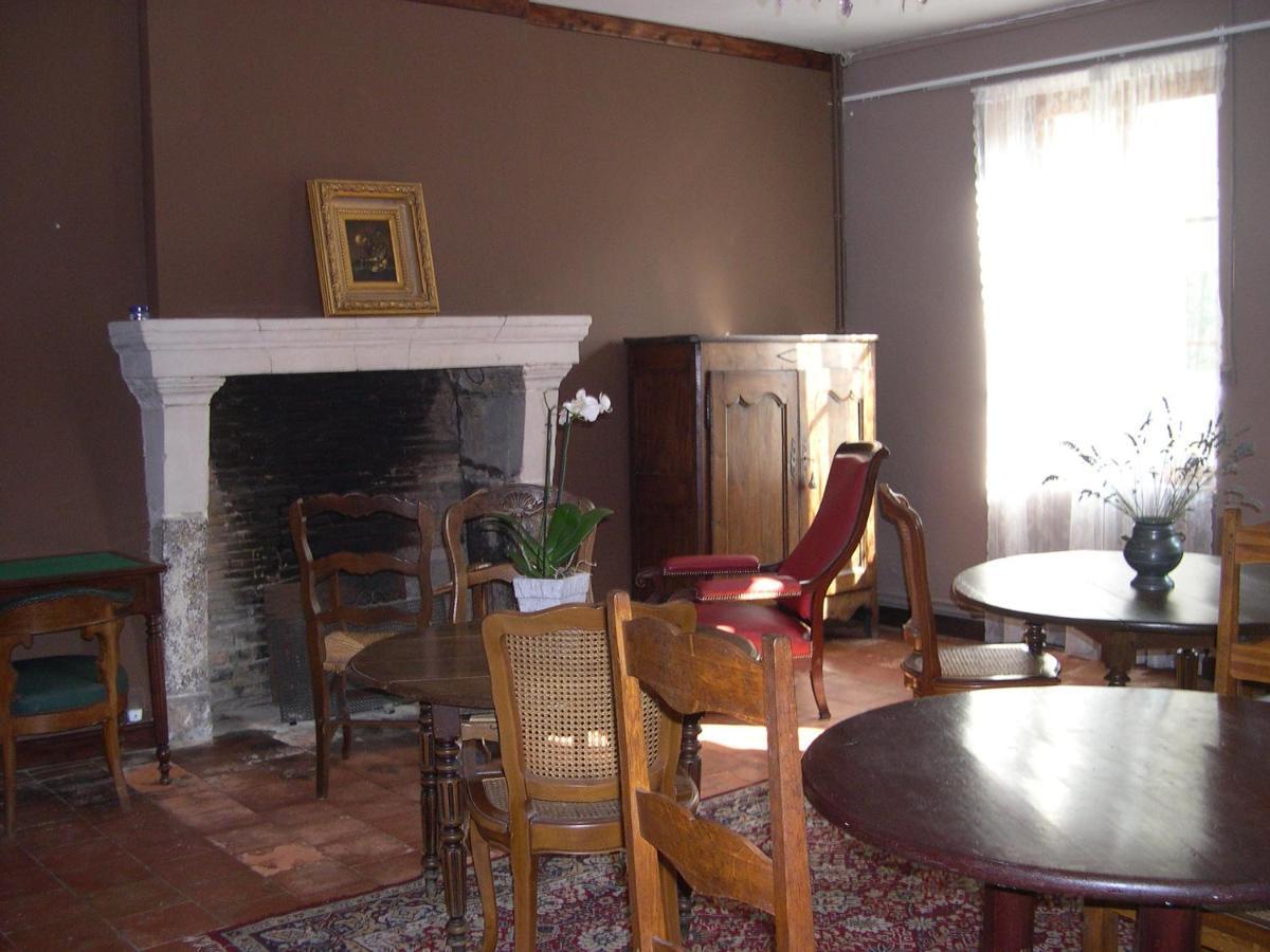L'Ancien Prieure Bed & Breakfast Saint-Jean-de-la-Motte Exterior photo