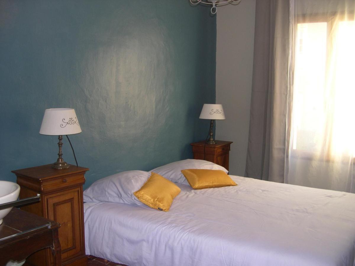 L'Ancien Prieure Bed & Breakfast Saint-Jean-de-la-Motte Exterior photo